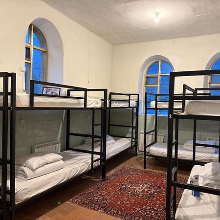 Tumanyan Bathhouse Hostel Esterno foto